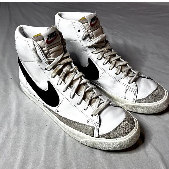 Nike Blazer Mid '77 Vintage Sneakers – Men's Size 10 – White/Black – Pre-Owned - Picture 3 of 12